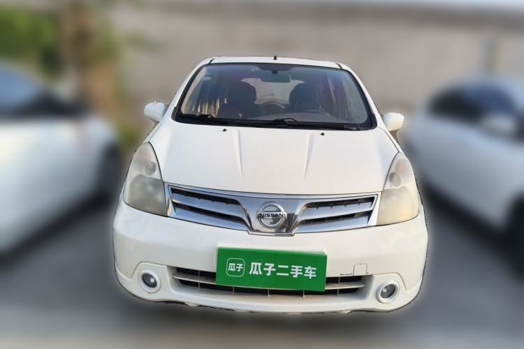 Used Nissan Livina 2010 Jingyue Edition 1.6L Manual Supercharged Model Front