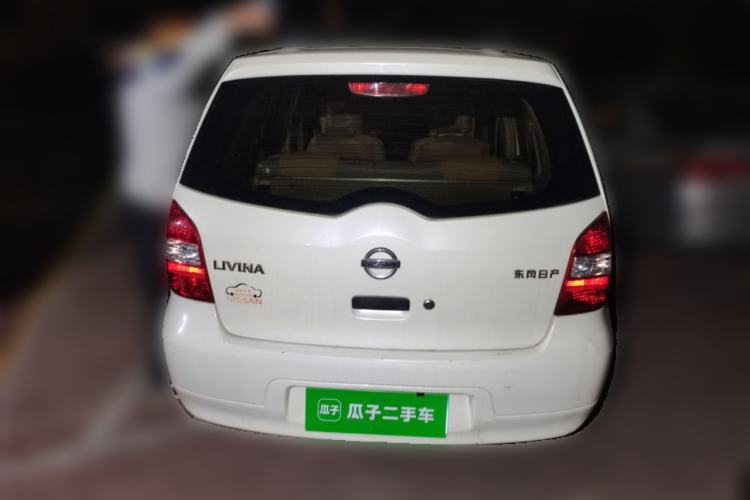 Used Nissan Livina 2010 Jingyue Edition 1.6L Manual All-Around Model Rear