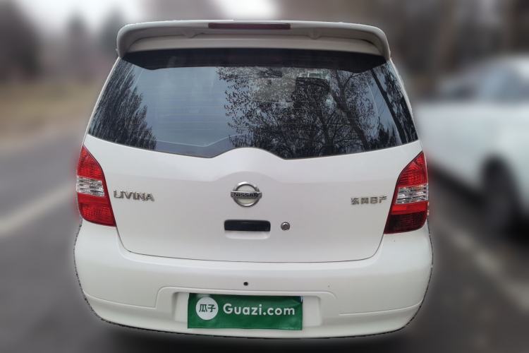 Used Nissan Livina 2010 Jingyue Edition 1.6L Manual All-Around Model Rear