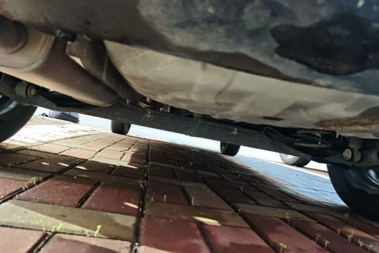 Used Nissan Livina 2013 1.6XE Manual Comfort Edition Chassis Rear