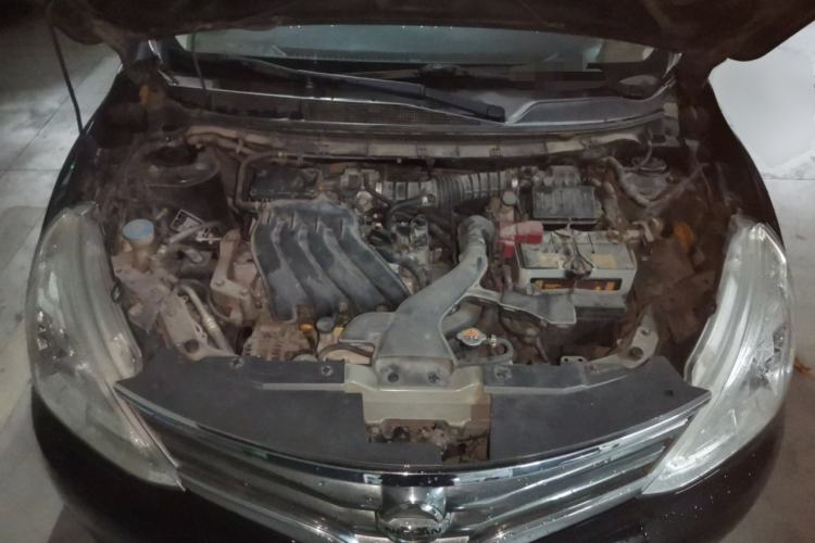 Used Nissan Livina 2013 1.6XE CVT Comfort Edition Engine Bay
