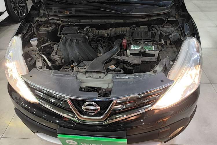Used Nissan Livina 2013 Jinrui 1.6XL CVT Comfort Edition Engine Bay