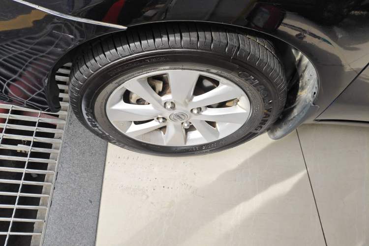 Used Nissan Livina 2013 1.6XE CVT Comfort Edition Exterior 1