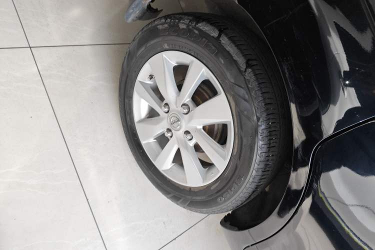 Used Nissan Livina 2013 1.6XE CVT Comfort Edition Exterior 2
