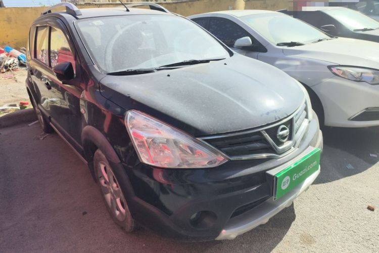 Used Nissan Livina 2013 JINRUI 1.6XV CVT Luxury Edition Exterior 2