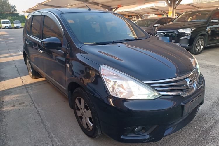 Used Nissan Livina 2013 1.6XE Manual Comfort Edition Exterior 2