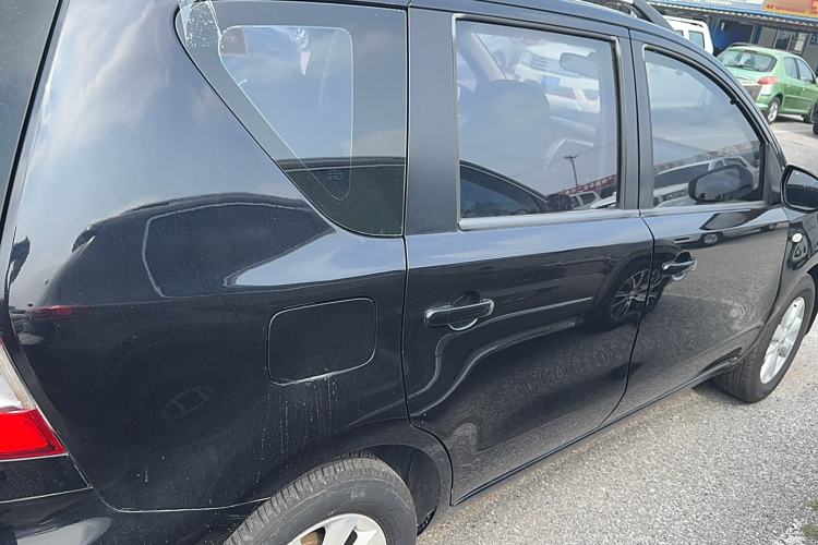 Used Nissan Livina 2013 1.6XE CVT Comfort Edition Exterior 3