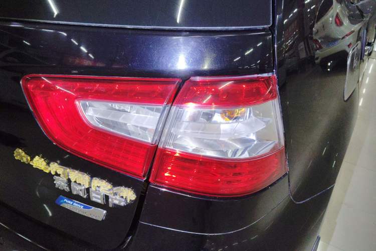 Used Nissan Livina 2013 1.6XE CVT Comfort Edition Exterior 3