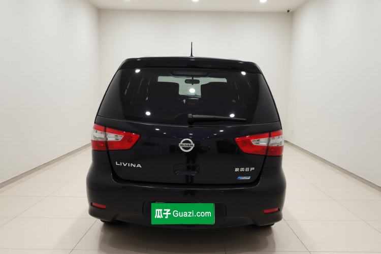 Used Nissan Livina 2013 1.6XE Manual Comfort Edition Exterior 4