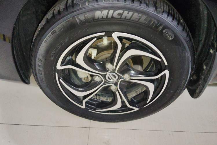 Used Nissan Livina 2013 1.6XE CVT Comfort Edition Exterior 4