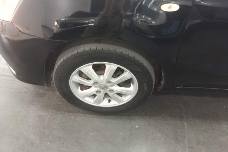 Used Nissan Livina 2013 1.6XE CVT Comfort Edition Exterior 4