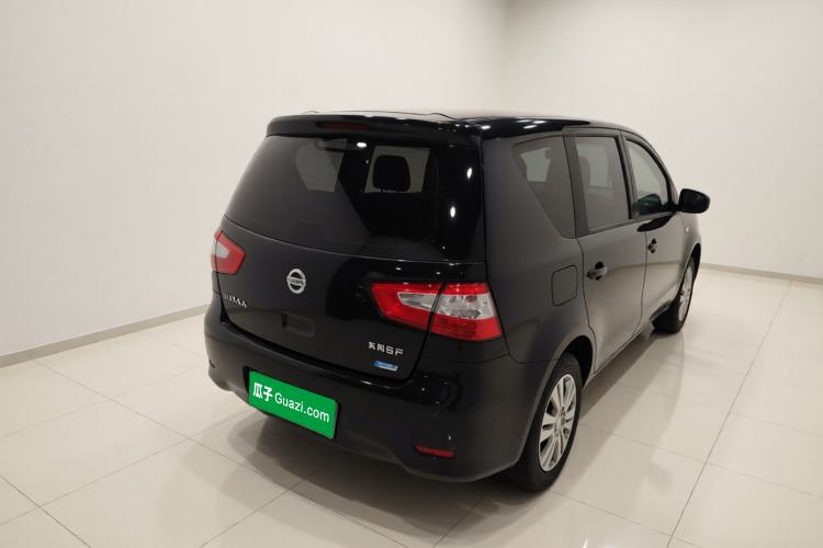 Used Nissan Livina 2013 1.6XE Manual Comfort Edition Exterior 5