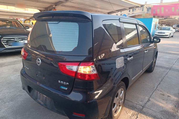 Used Nissan Livina 2013 1.6XE Manual Comfort Edition Exterior 5