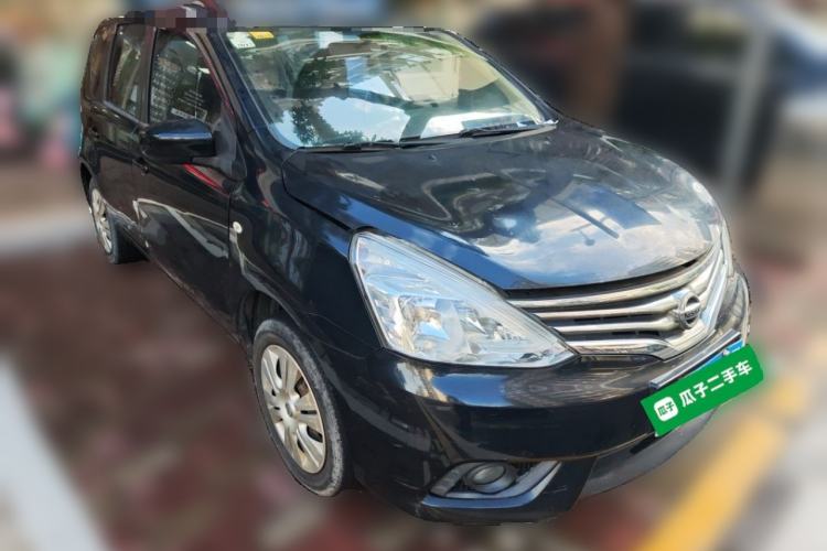 Used Nissan Livina 2013 1.6XE Manual Comfort Edition Front Right 45 Deg
