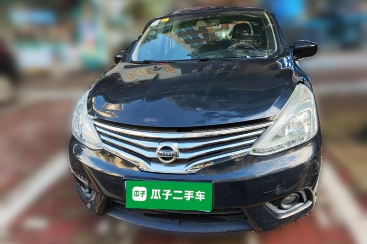 Used Nissan Livina 2013 1.6XE Manual Comfort Edition Front
