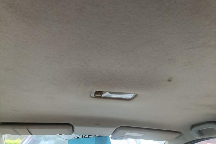 Used Nissan Livina 2013 Jingrui 1.6XL Manual Comfort Edition Headliner