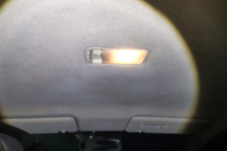 Used Nissan Livina 2013 1.6XE CVT Comfort Edition Headliner