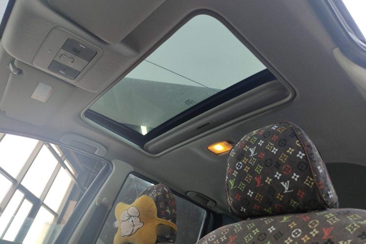Used Nissan Livina 2013 1.6XL CVT Luxury Edition Headliner