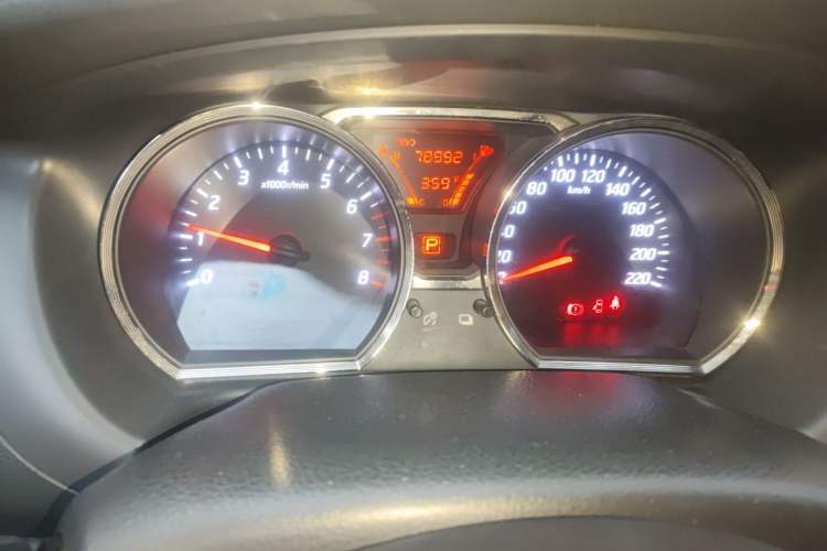 Used Nissan Livina 2013 Jinrui 1.6XL CVT Comfort Edition Instrument Cluster
