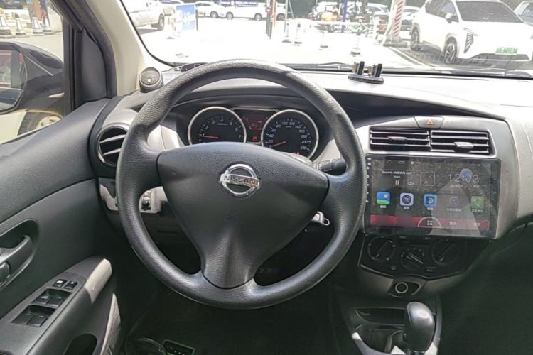 Used Nissan Livina 2013 1.6XE CVT Comfort Edition Steering Wheel