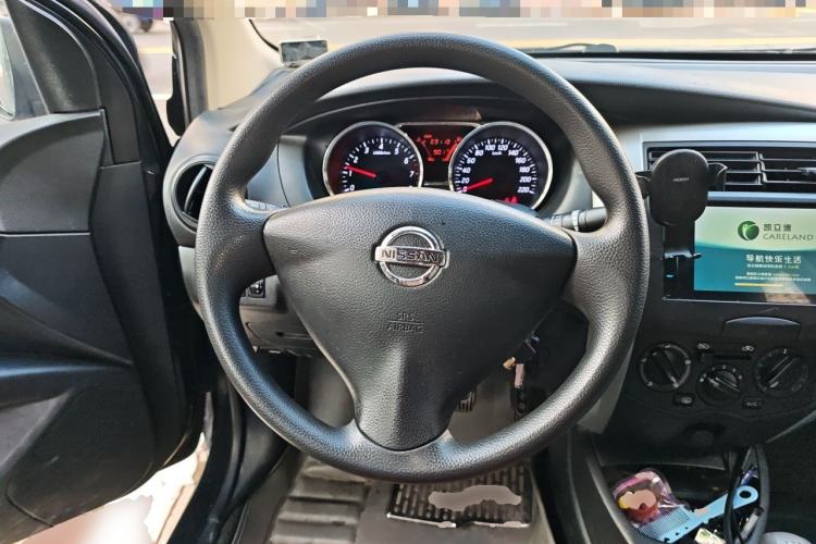 Used Nissan Livina 2013 1.6XE Manual Comfort Edition Steering Wheel