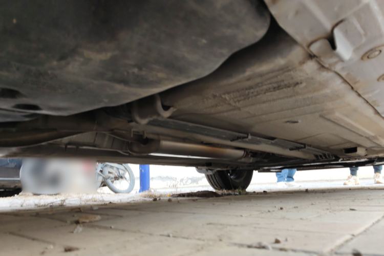 Used Nissan Livina 2013 1.6XE Manual Comfort Edition Chassis Rear Right