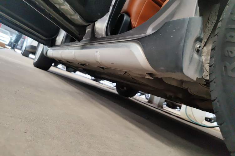 Used Nissan Livina 2013 Jinrui 1.6XL CVT Comfort Edition Left Side Sill