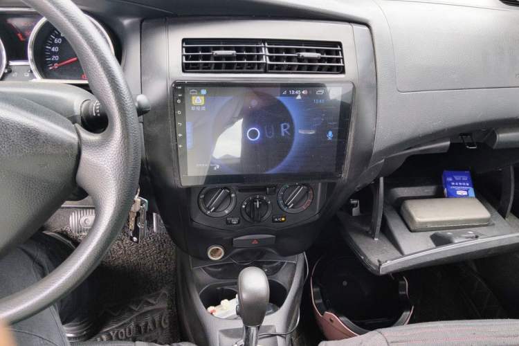 Used Nissan Livina 2013 1.6XE CVT Comfort Edition Audio And AC Panel