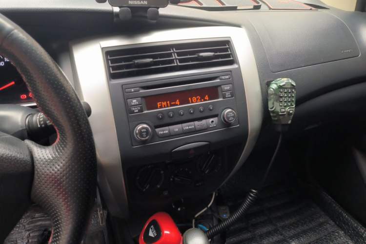 Used Nissan Livina 2013 1.6XE CVT Comfort Edition Audio And AC Panel