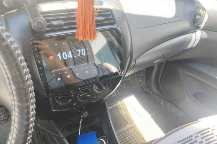 Used Nissan Livina 2013 1.6XE Manual Comfort Edition Audio And AC Panel
