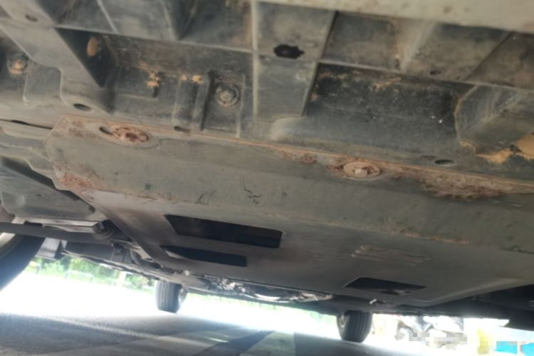 Used Nissan Livina 2013 Jingrui 1.6XL Manual Comfort Edition Chassis Front