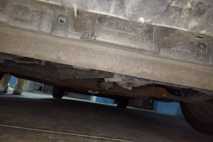 Used Nissan Livina 2013 1.6XE Manual Comfort Edition Chassis Front