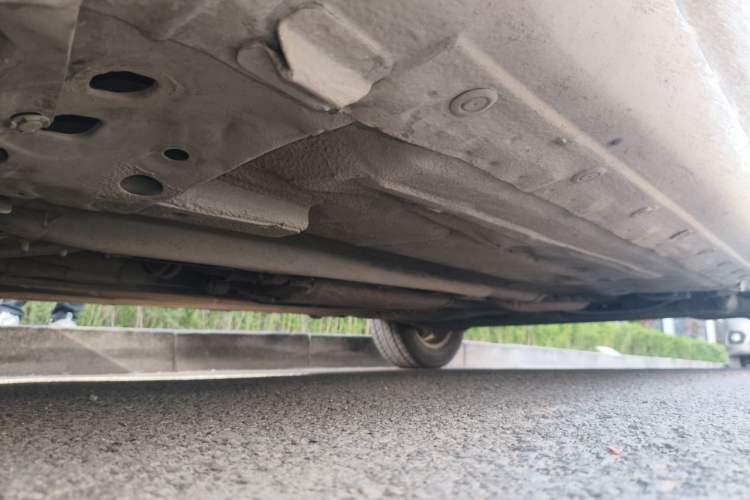 Used Nissan Livina 2013 1.6XE Manual Comfort Edition Chassis Front Left