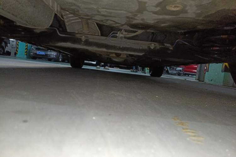 Used Nissan Livina 2013 Jingrui 1.6XL Manual Comfort Edition Chassis Rear