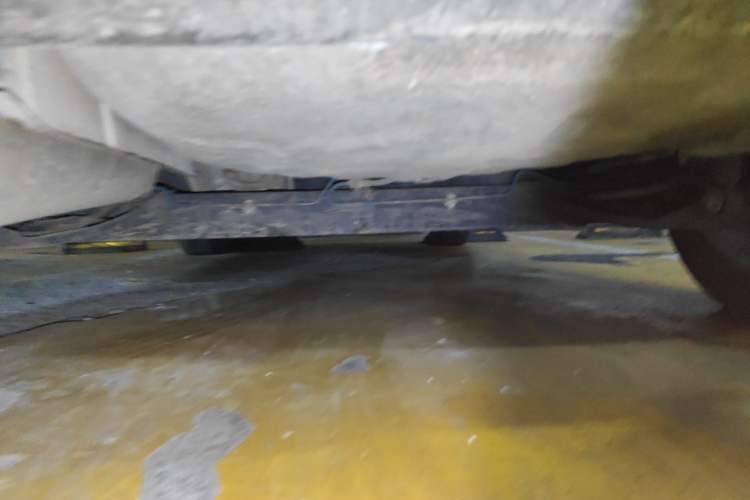 Used Nissan Livina 2013 1.6XE Manual Comfort Edition Chassis Rear