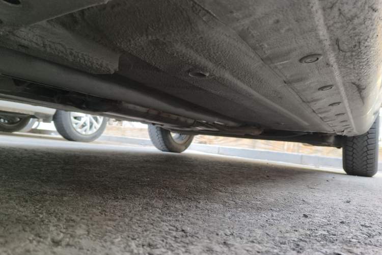 Used Nissan Livina 2013 1.6XL CVT Luxury Edition Chassis Rear Left
