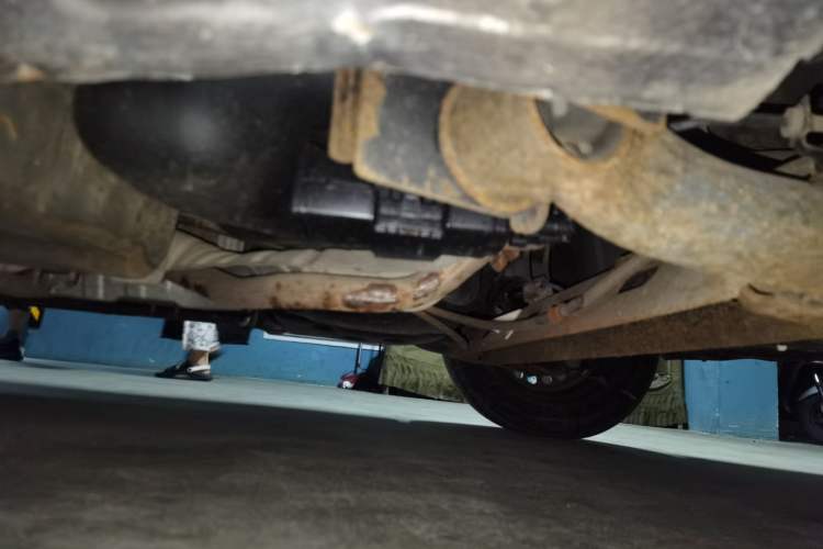 Used Nissan Livina 2013 1.6XE Manual Comfort Edition Chassis Rear Left