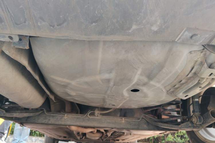 Used Nissan Livina 2013 1.6XE Manual Comfort Edition Chassis Rear