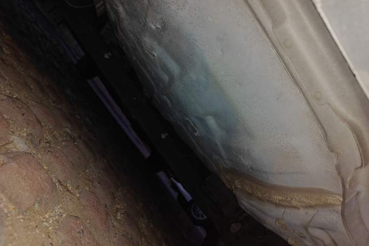 Used Nissan Livina 2013 Jingrui 1.6XL Manual Comfort Edition Chassis Rear