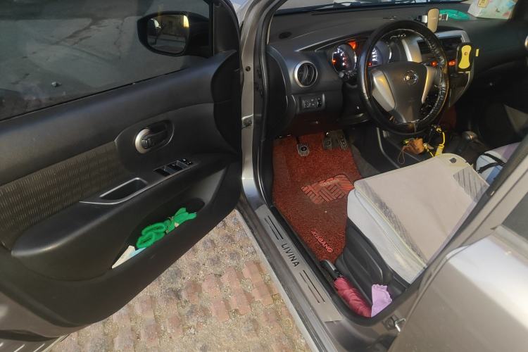 Used Nissan Livina 2013 Jingrui 1.6XL Manual Comfort Edition Driver Seat