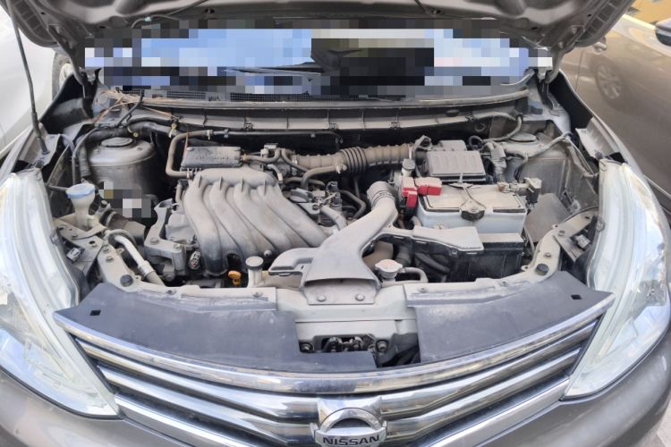 Used Nissan Livina 2013 1.6XL CVT Luxury Edition Engine Bay