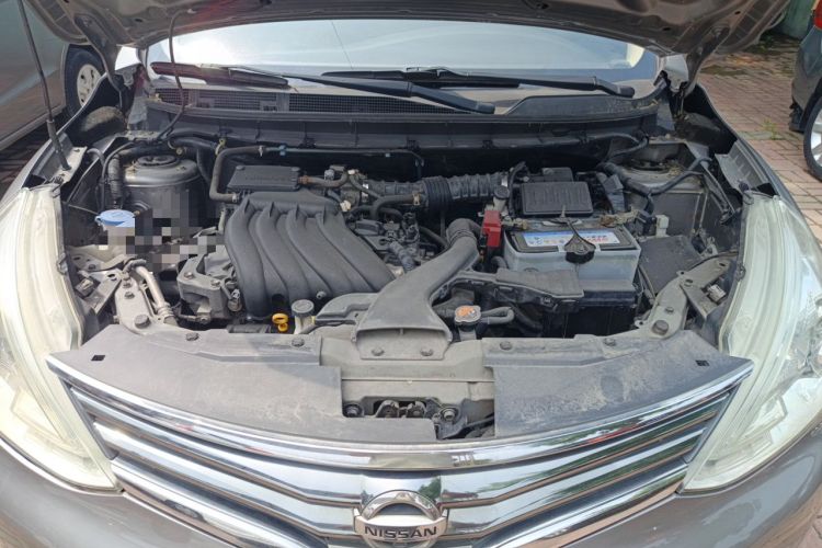 Used Nissan Livina 2013 1.6XE CVT Comfort Edition Engine Bay