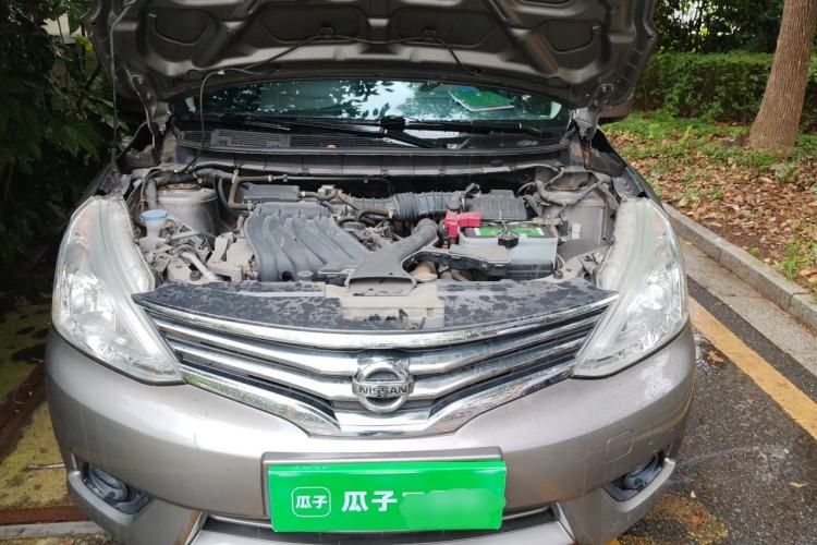Used Nissan Livina 2013 1.6XE Manual Comfort Edition Engine Bay