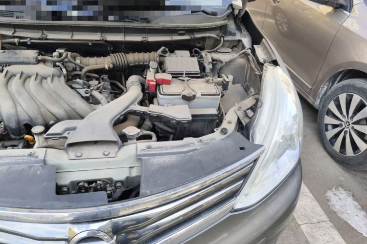 Used Nissan Livina 2013 1.6XL CVT Luxury Edition Engine Bay Left