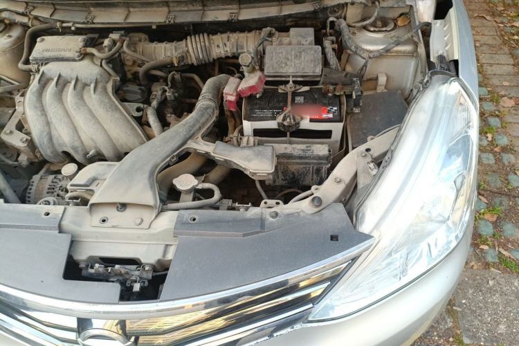 Used Nissan Livina 2013 1.6XE Manual Comfort Edition Engine Bay Left