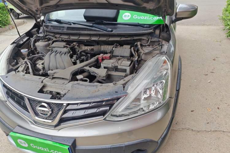 Used Nissan Livina 2013 Jingrui 1.6XL Manual Comfort Edition Engine Bay Left
