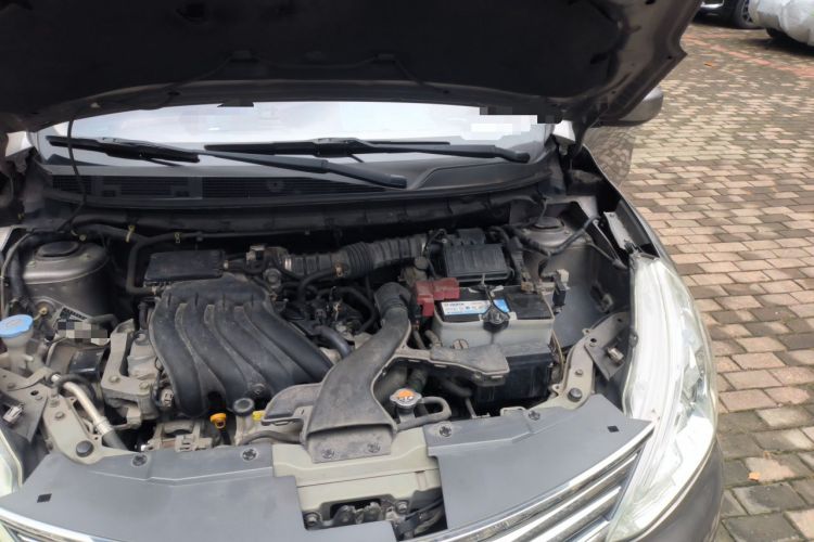 Used Nissan Livina 2013 1.6XE CVT Comfort Edition Engine Bay Left
