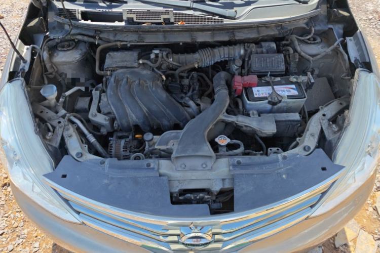 Used Nissan Livina 2013 1.6XE CVT Comfort Edition Engine Bay