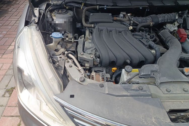 Used Nissan Livina 2013 1.6XE CVT Comfort Edition Engine Bay Right