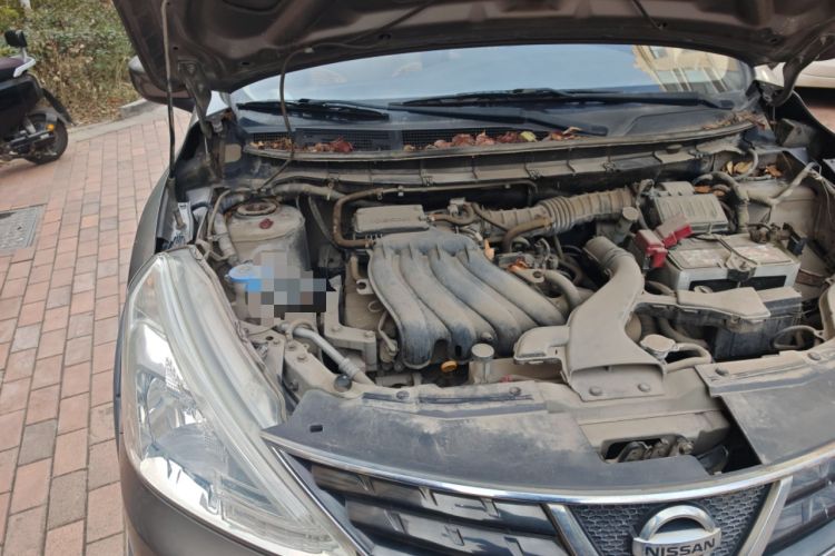Used Nissan Livina 2013 Jinrui 1.6XL CVT Comfort Edition Engine Bay Right